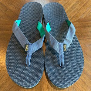Women's Teva NWT Flip Flop  - Size 10